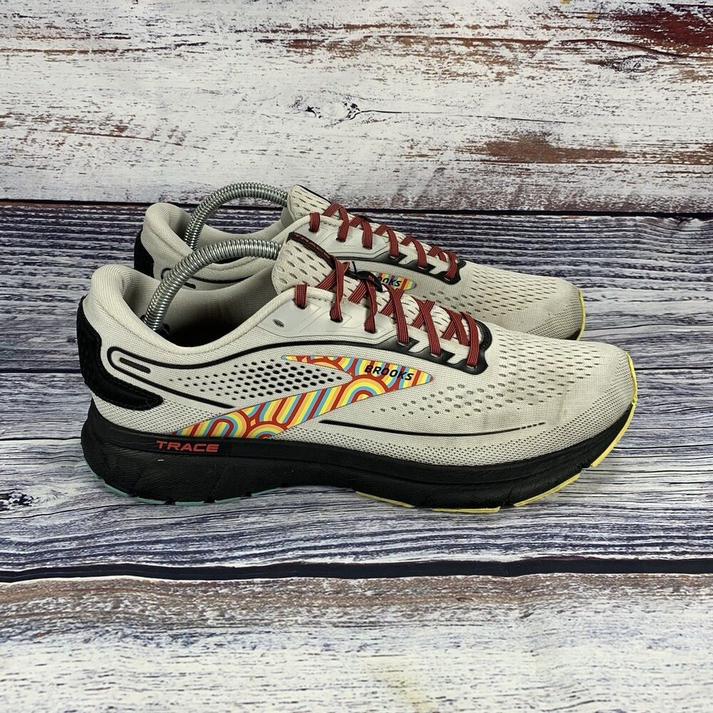 Brooks Trace 2 Gray/Red Rainbow Pride Running Sneakers 1203751B163 Women’s 11.5